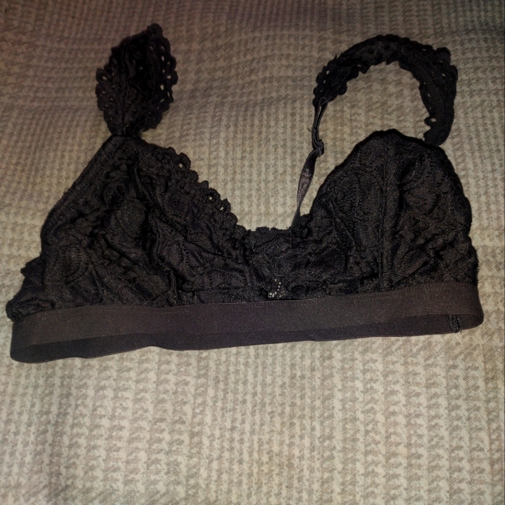 Elegant Black Lace Bralette